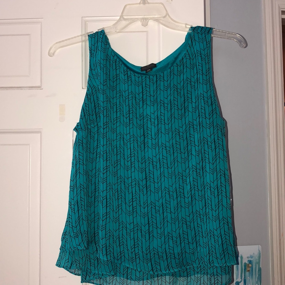 blue tank top with pattern